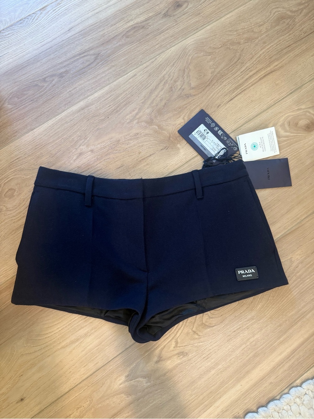 Authentic NWT NPRADA Black Women's Tailored Shorts
